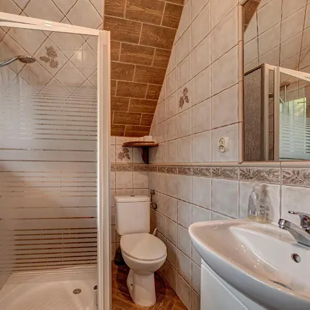 Semesterbostad Hatale By Interhome *